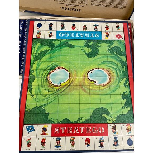 Lot of 6 VTG Board Games Monopoly Trivial Pursuit Risk Tripoley Stratego Anti - Picture 14 of 16